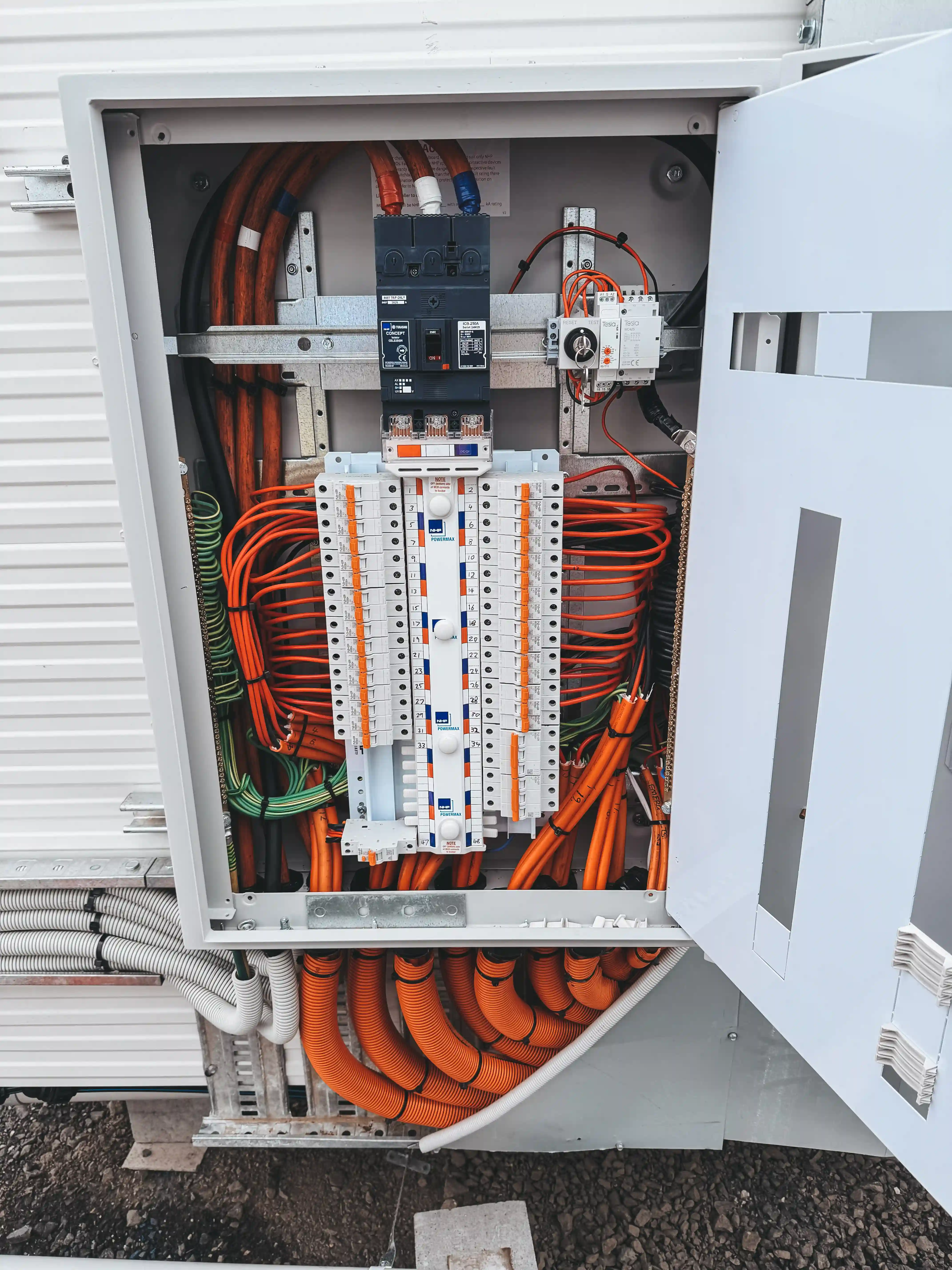 Schneider Electric Distribution Board